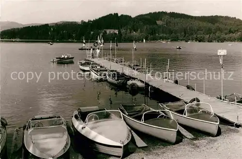 AK / Ansichtskarte Titisee Bootsanlegestelle Kat. Titisee Neustadt