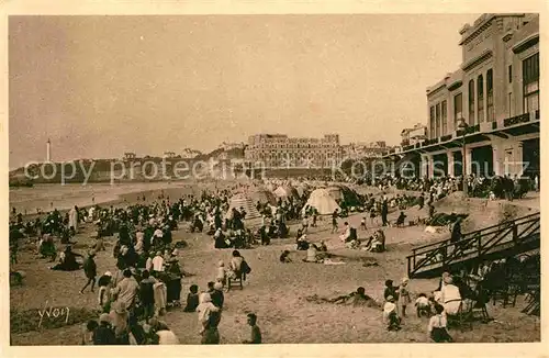 AK / Ansichtskarte Biarritz Pyrenees Atlantiques La Grande Plage et le Casino Kat. Biarritz