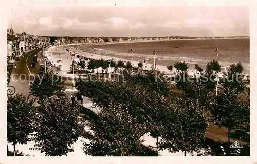 AK / Ansichtskarte La Baule sur Mer Vue sur la Plage Kat. La Baule Escoublac