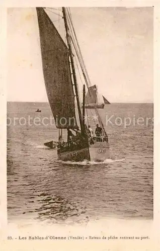 AK / Ansichtskarte Les Sables d Olonne Bateau de peche rentrant au port Kat. Les Sables d Olonne