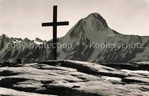 AK / Ansichtskarte Loetschenpass mit Gipfelkreuz und Bietschhorn Kat. Loetschenpass