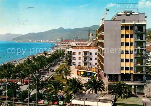 AK / Ansichtskarte Pietra Ligure Hotel Royal e passeggiata a mare