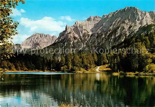 AK / Ansichtskarte Lautersee Mittenwald gegen Karwendelspitze Kat. Mittenwald