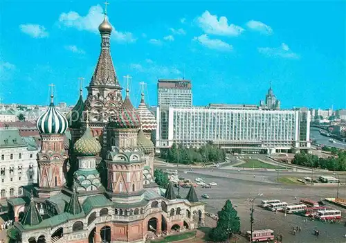 AK / Ansichtskarte Moscow Moskva Hotel Rossija Pokrow Kathedrale  Kat. Moscow