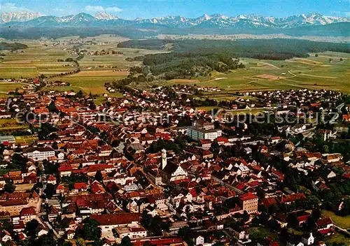 AK / Ansichtskarte Weilheim Oberbayern mit Zugspitze Wettersteingebirge Fliegeraufnahme Kat. Weilheim i.OB