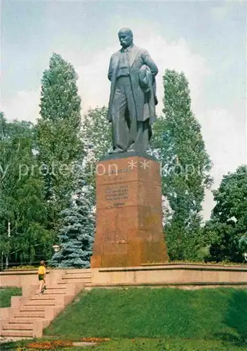 AK / Ansichtskarte Kiev Kiew Monument to Taras Shevchenko