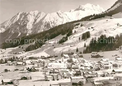 AK / Ansichtskarte Riezlern Kleinwalsertal Vorarlberg Jugendferienheim Kat. Mittelberg