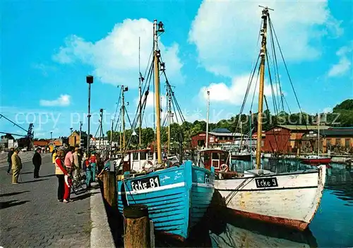 AK / Ansichtskarte Eckernfoerde Fischerboote im Hafen Kat. Eckernfoerde