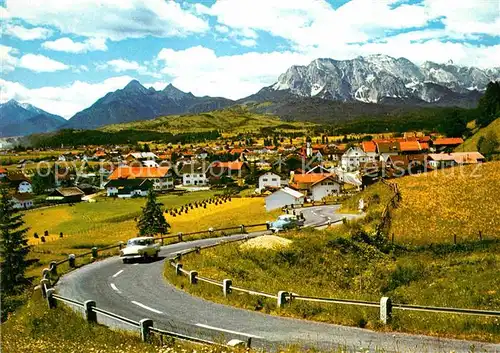 AK / Ansichtskarte Wallgau mit Reitherspitze Arnspitzen Wettersteinwand Dreitorspitze Kat. Wallgau