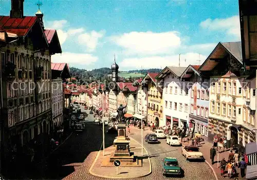 Bad Toelz Historische Marktstrasse mit Winzerer Denkmal Kat. Bad Toelz