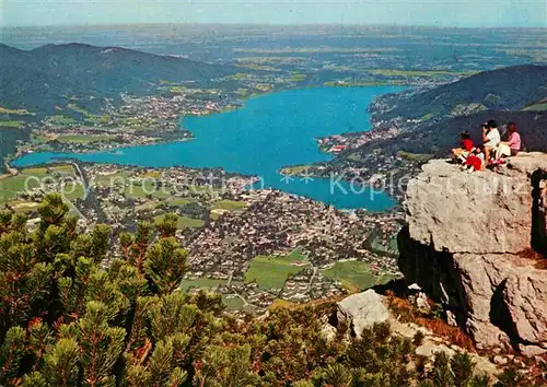 AK / Ansichtskarte Wallberg Panorama Blick vom Wallberggipfelfelsen auf Tegernsee Rottach Bad Wiessee Kat. Tegernsee
