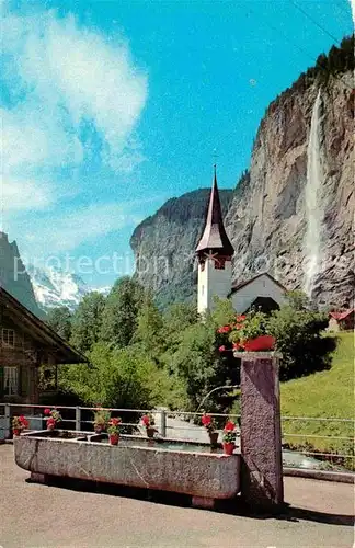 AK / Ansichtskarte Lauterbrunnen BE Kirche mit Staubbach Kat. Lauterbrunnen