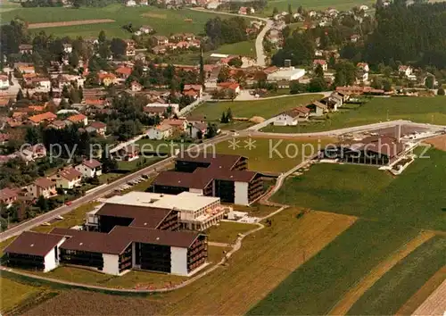 AK / Ansichtskarte Bad Endorf Kurklinikum mit Kurmittelhaus Fliegeraufnahme  Kat. Bad Endorf