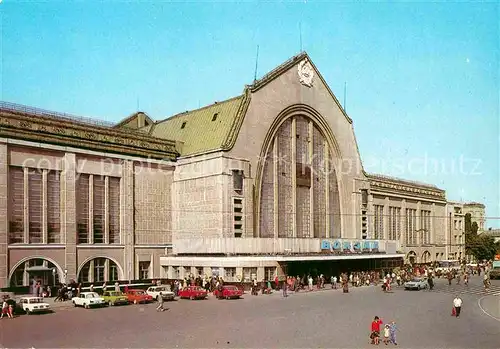 AK / Ansichtskarte Kiev Kiew Bahnhof 