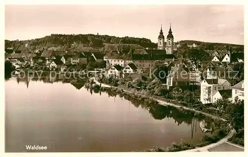 AK / Ansichtskarte Bad Waldsee Stiftskirche Stadtsee Kat. Bad Waldsee