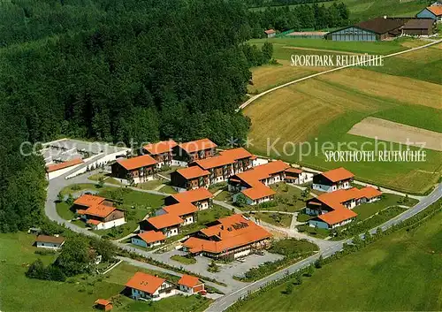 AK / Ansichtskarte Dorn Niederbayern Fliegeraufnahme Sporthotel und Sportpark Reutmuehle Kat. Waldkirchen