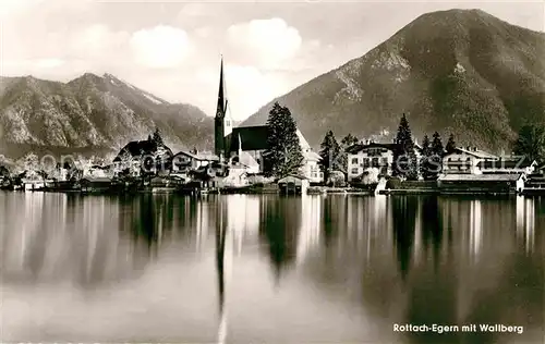 AK / Ansichtskarte Rottach Egern Ansicht vom Tegernsee aus mit Wallberg Mangfallgebirge Kat. Rottach Egern