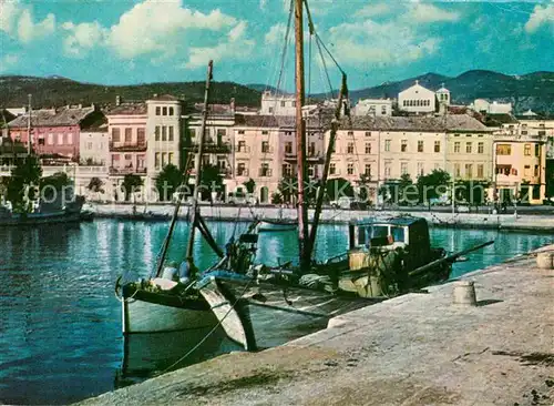 AK / Ansichtskarte Crikvenica Kroatien Hafen Fischkutter Kat. Kroatien