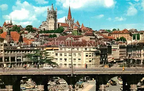 AK / Ansichtskarte Lausanne VD Grosse Bruecke Kathedrale Kat. Lausanne