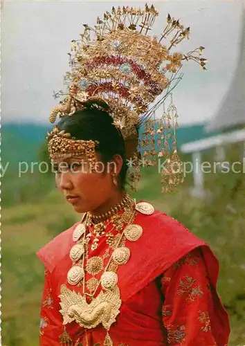 AK / Ansichtskarte Sumatra Sumatera The bride of West Sumatra
