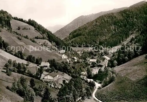 AK / Ansichtskarte Wildgutach Gasthaus Pension zum Loewen Kat. Simonswald