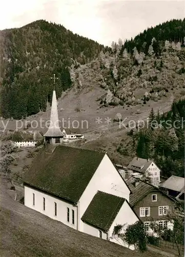 AK / Ansichtskarte Wildgutach Kirche Gasthaus Pension zum Loewen Kat. Simonswald