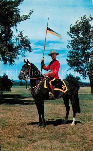 AK / Ansichtskarte Polizei Royal Canadian Mounted Police Canada  Kat. Polizei