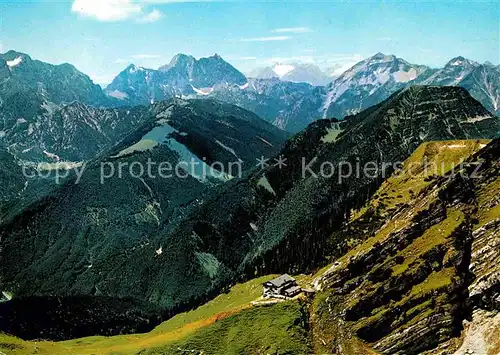 AK / Ansichtskarte Toelzerhuette mit Soiernspitze Birkkarspitze Zugspitzmassiv  Kat. Vomp