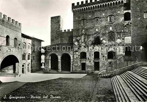 AK / Ansichtskarte San Gimignano Piazza del Duomo