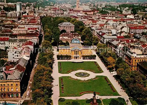 AK / Ansichtskarte Zagreb Fliegeraufnahme mit Schloss und Park Kat. Zagreb
