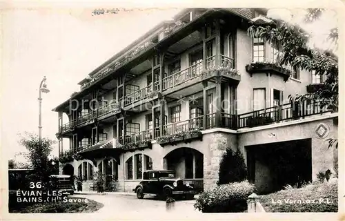 AK / Ansichtskarte Evian les Bains Haute Savoie Hotel La Verniaz Kat. Evian les Bains