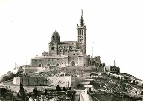 AK / Ansichtskarte Marseille Basilique Notre Dame de la Garde Kat. Marseille