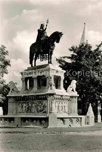 AK / Ansichtskarte Budapest Szent Istvan szobor Denkmal Reiterstandbild Kat. Budapest