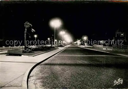 AK / Ansichtskarte Arcachon Gironde Promenade bei Nacht Kat. Arcachon