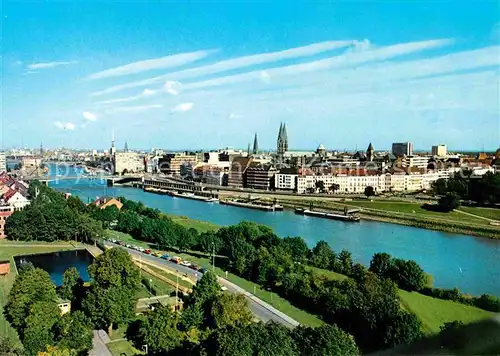 AK / Ansichtskarte Bremen Weser mit City Kat. Bremen