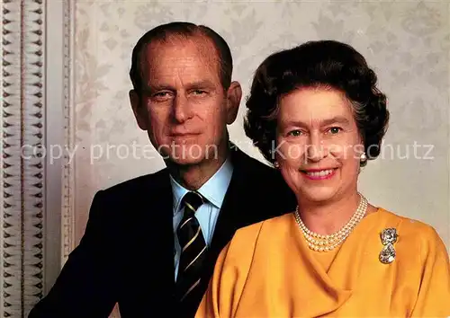 AK / Ansichtskarte Adel England Queen Elizabeth II. Duke of Edinburgh  Kat. Koenigshaeuser