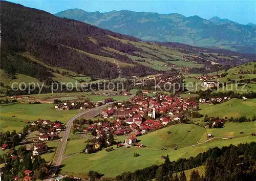 AK / Ansichtskarte Hindelang mit Vorderhindelang Allgaeuer Alpen Blick von der Jochstrasse Kat. Bad Hindelang