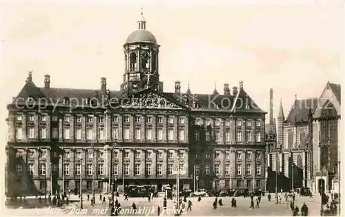 AK / Ansichtskarte Amsterdam Niederlande Dam met Koninklijk Paleis Koeniglicher Palast Kat. Amsterdam