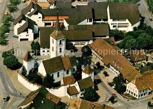 AK / Ansichtskarte Muttenz Dorfpartie mit Kirche Kat. Muttenz