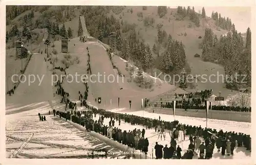 AK / Ansichtskarte Garmisch Partenkirchen Kleine und gro?e Olympiaschanze Kat. Garmisch Partenkirchen