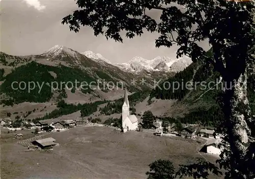 AK / Ansichtskarte Mittelberg Kleinwalsertal mit Schafalpenkoepfe und Hammerspitze Alpenpanorama Kat. Oesterreich