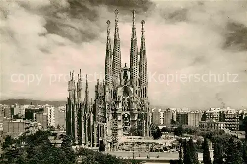 AK / Ansichtskarte Barcelona Cataluna Sagrada Familia  Kat. Barcelona