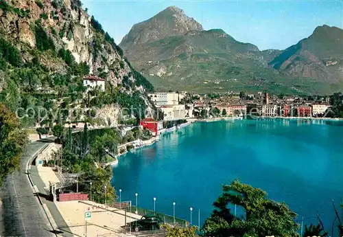 AK / Ansichtskarte Riva Lago di Garda Lungolago Kat. 
