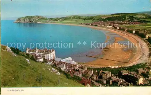 AK / Ansichtskarte Llandudno Wales Panorama Bay