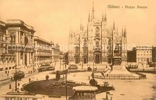 AK / Ansichtskarte Milano Piazza Duomo Kat. Italien