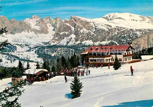 AK / Ansichtskarte Groeden Tirol Hotel Sochers Club Wintersportplatz Geislergruppe Stevia Berg Wolkenstein Kat. Italien