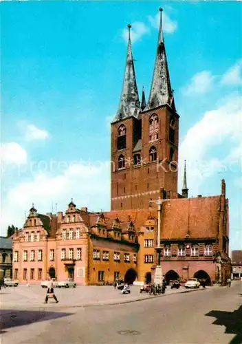 AK / Ansichtskarte Stendal Markt Rathaus Kat. Stendal