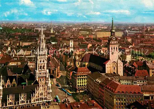 AK / Ansichtskarte Muenchen Frauenkirche Rathaus Sankt Peter Kat. Muenchen