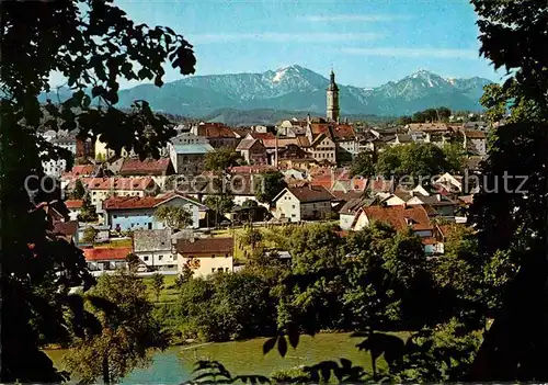 AK / Ansichtskarte Traunstein Oberbayern Panorama mit Hochfelln und Hochgern Chiemgauer Alpen Kat. Traunstein