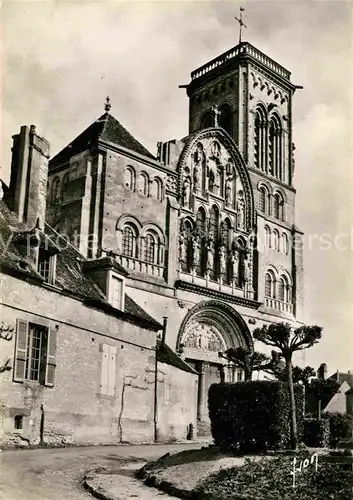 AK / Ansichtskarte Vezelay Basilique de la Madeleine Kat. Vezelay